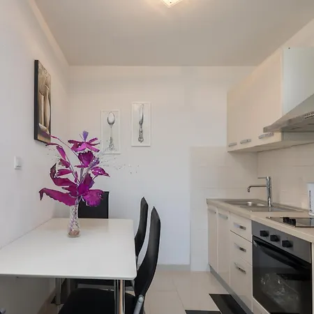 Holiday home Danica