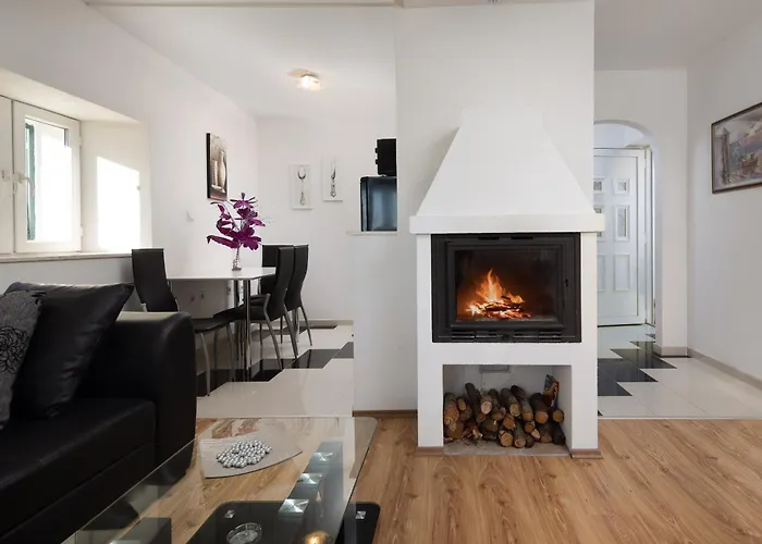 Danica Ferienhaus Krculj